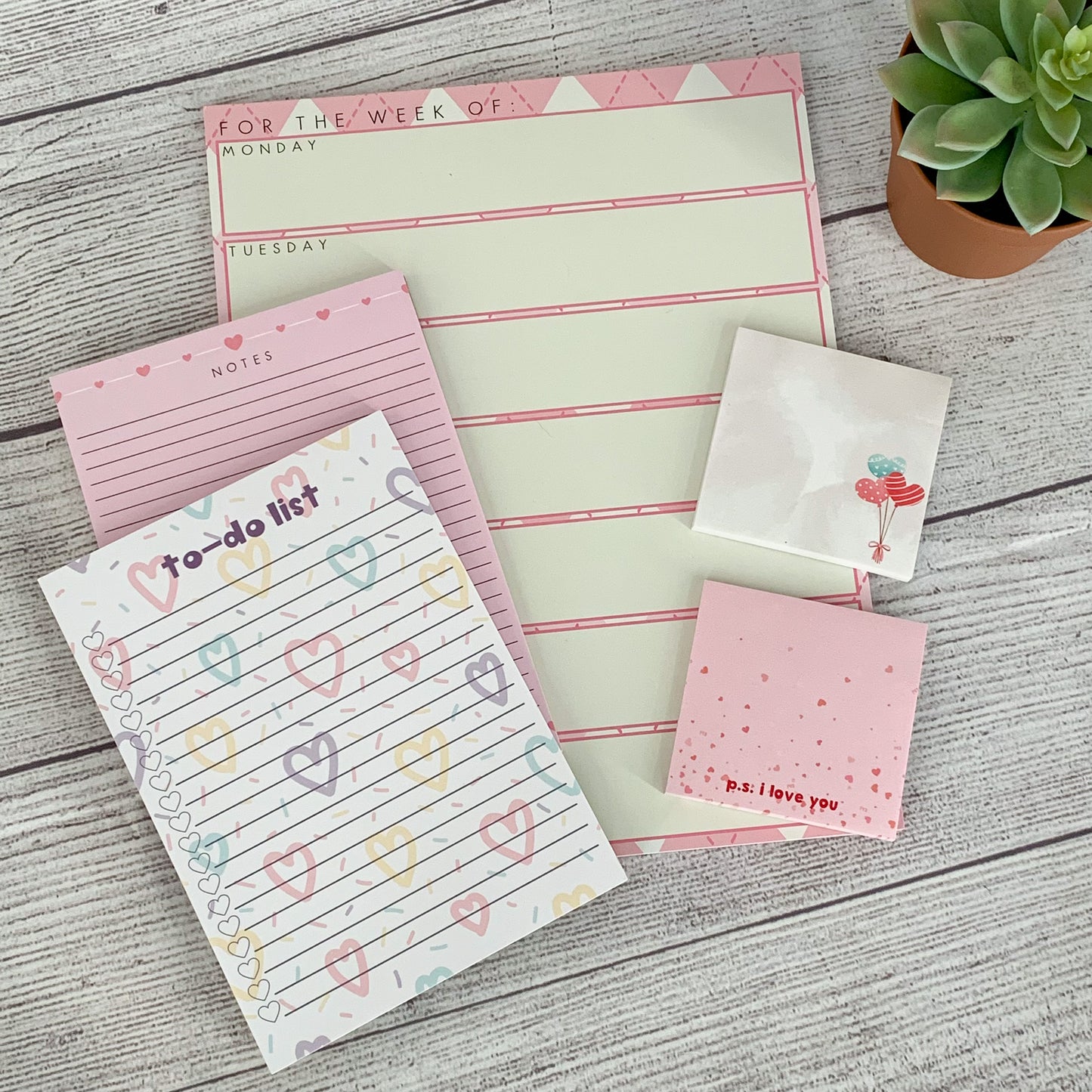 Simple Hearts Notepad